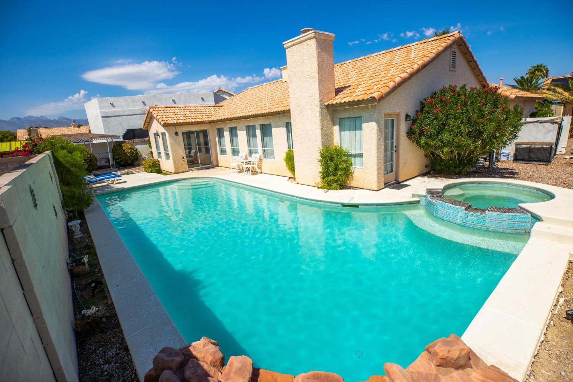 Luxury 1900 Sq Ft House Huge 46 Ft Pool & Hot Spa 拉斯维加斯 外观 照片